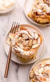 Walnuts & Almond Cinnamon Buns